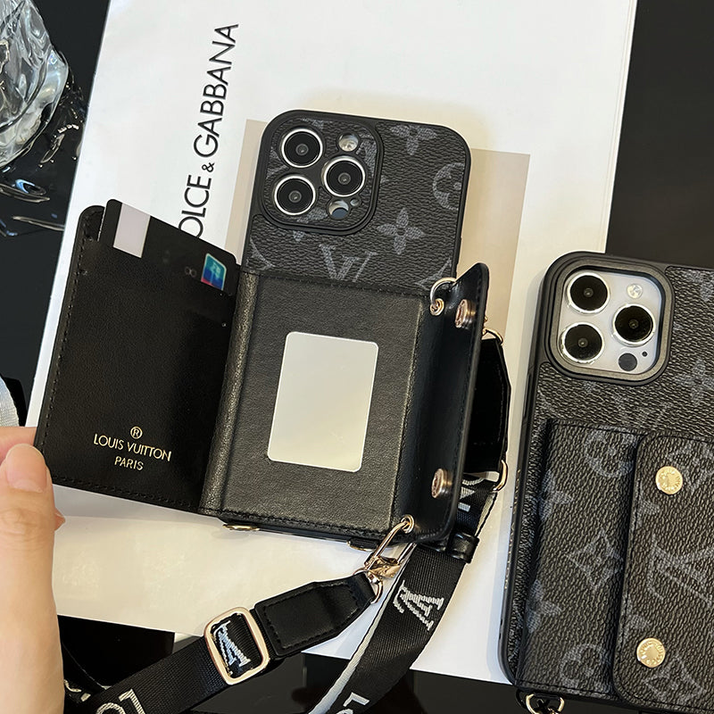 lou-card-bag-chain-black-iphone-case-9462