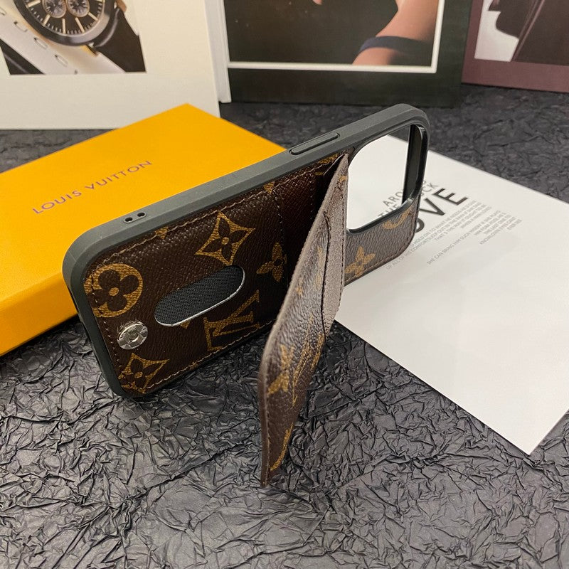 lou-card-bag-iphone-case-2289