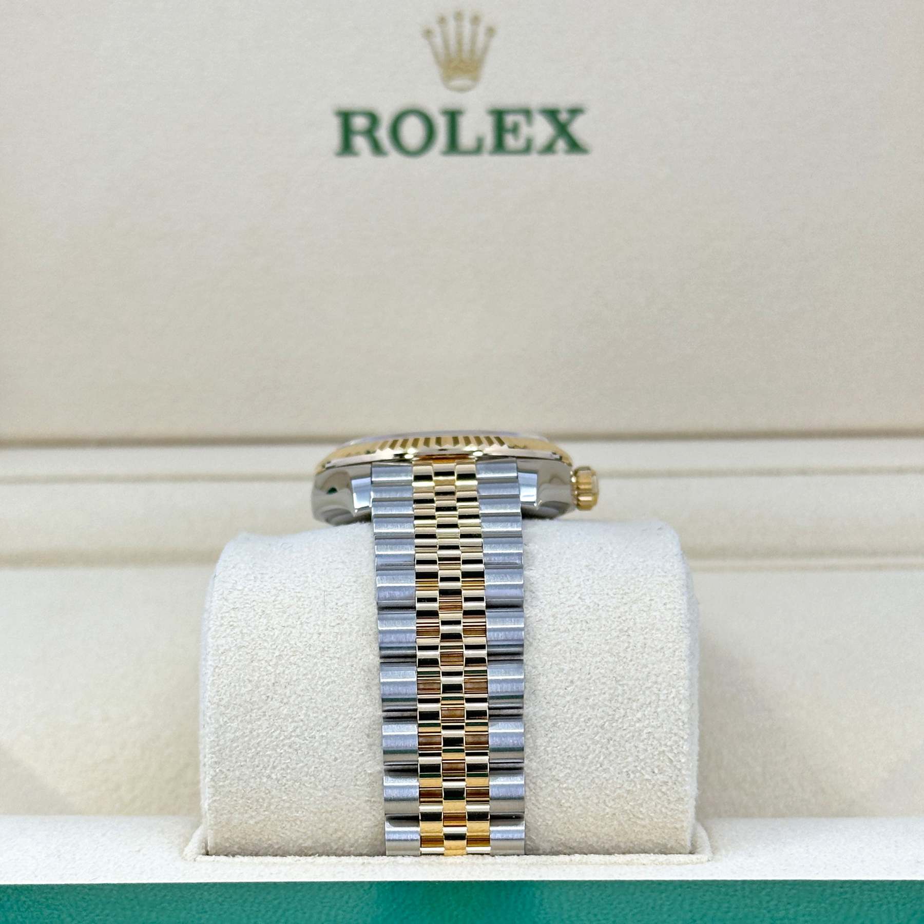 Rolex Datejust 31mm, Oystersteel and 18k Yellow Gold and Diamonds, Ref# 278273-0032