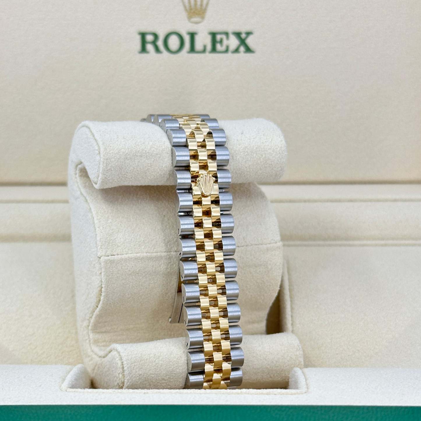 Rolex Datejust 31mm, Oystersteel and 18k Yellow Gold and Diamonds, Ref# 278273-0032