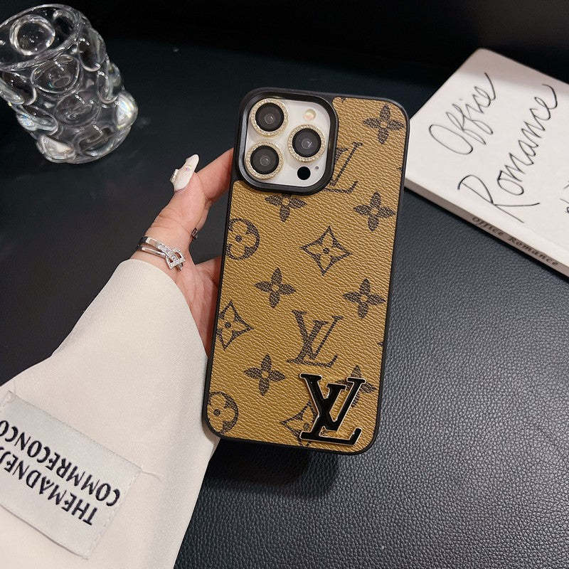 lou-black-logo-leather-iphone-case-8648