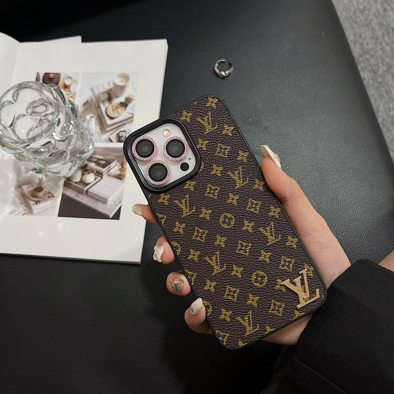 lou-classic-leather-iphone-case-4636