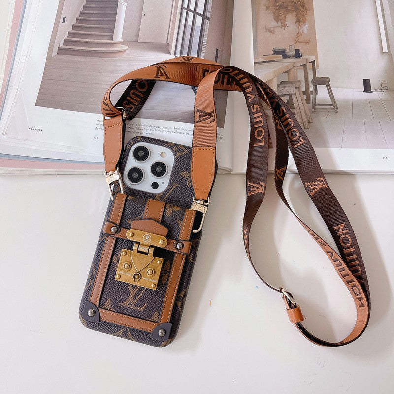 lou-gg-card-holder-chain-iphone-case-9078