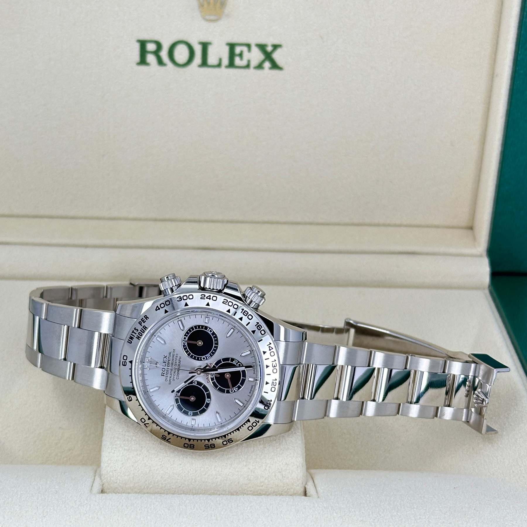 Rolex Cosmograph Daytona 40mm, 18k White Gold, Ref# 126509-0003