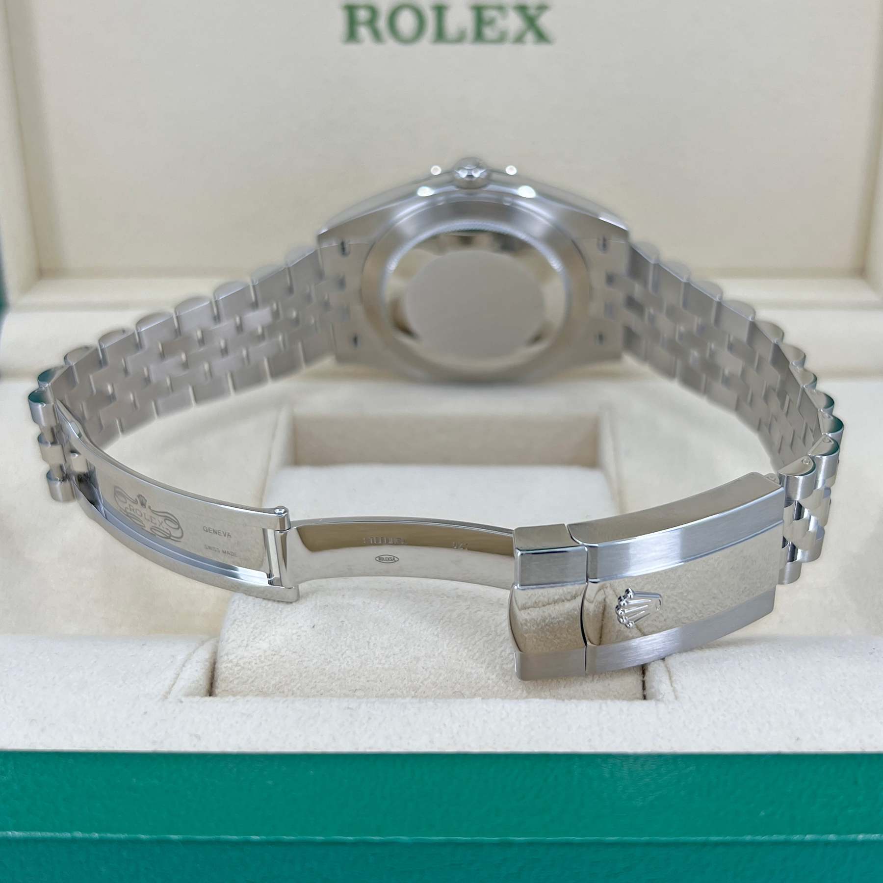 Rolex Datejust 41 Oystersteel and 18K White Gold 41 mm White Dial,  Ref# 126334-0010