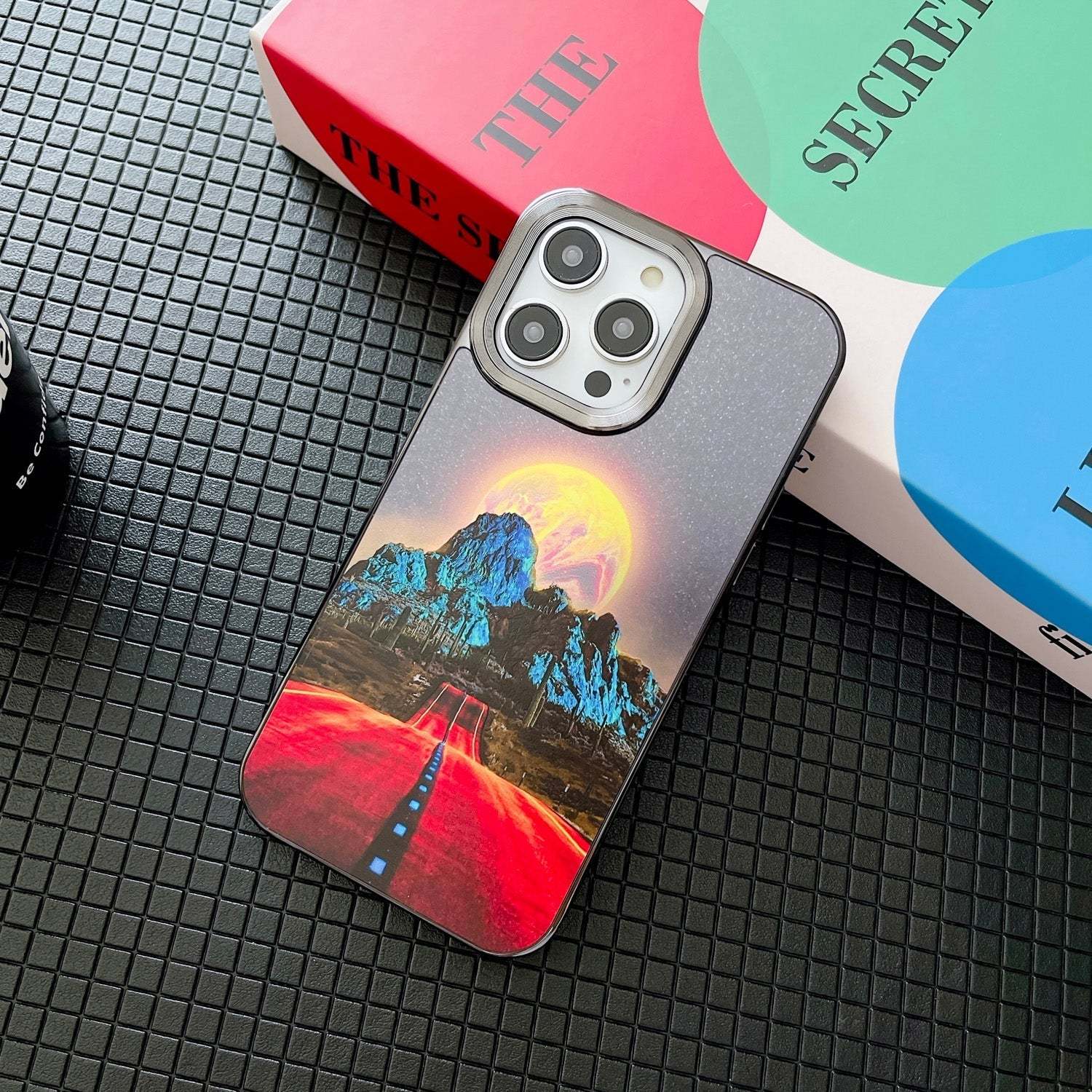 planet-iphone-case-a45-a46-9932