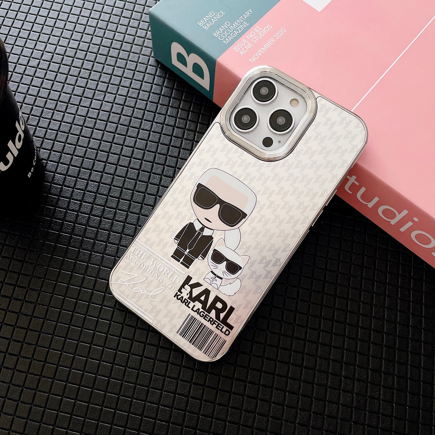 karl-iphone-case-a37-a38-6609