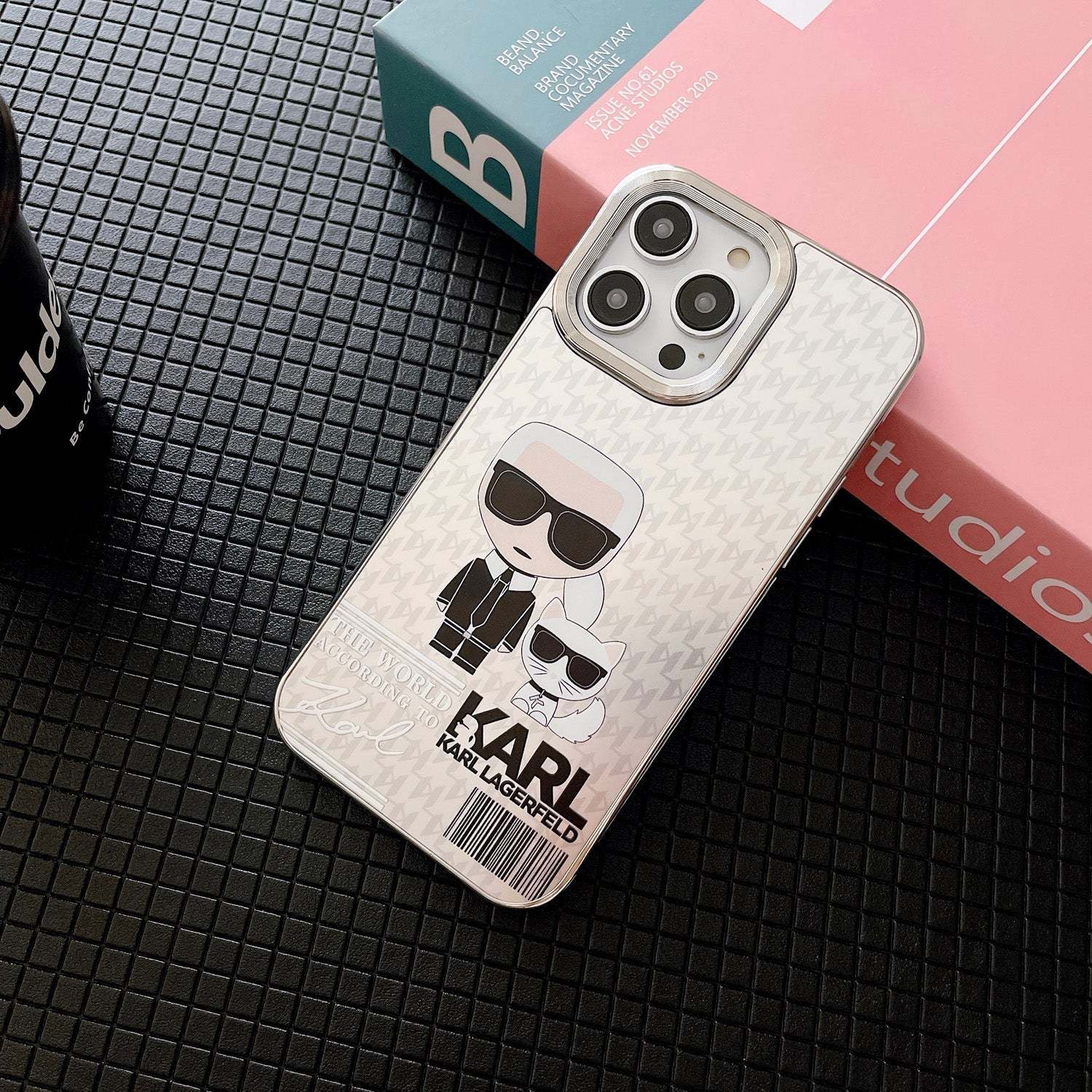 karl-iphone-case-a37-a38-6609