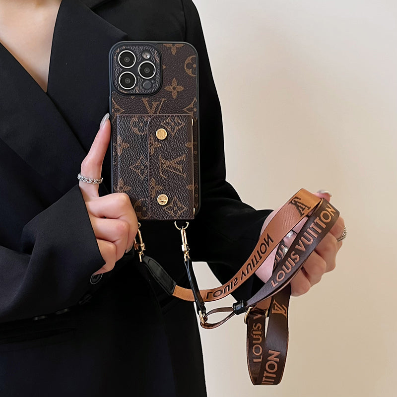 lou-card-bag-chain-brown-iphone-case-6009