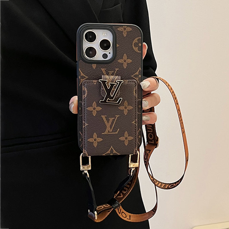 lou-card-bag-chain-iphone-case-3613