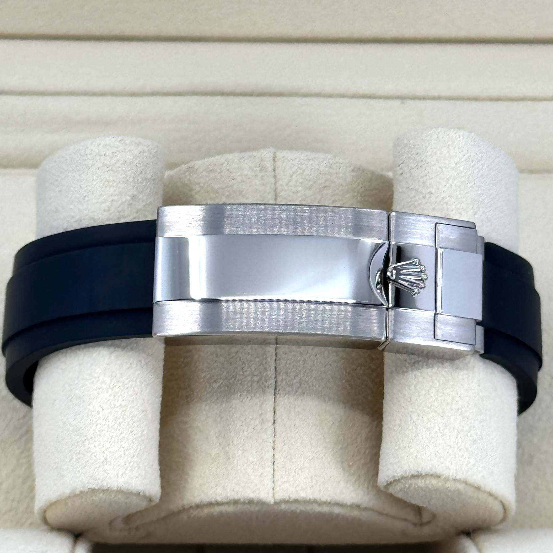 Rolex Cosmograph Daytona 40mm, 18k White Gold, Ref# 126519ln-0002