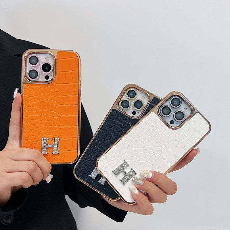 herm-diamond-logo-rose-gold-iphone-case-8971