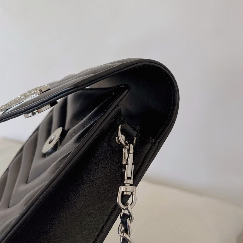 pra-card-bag-crossbody-iphone-case-6510