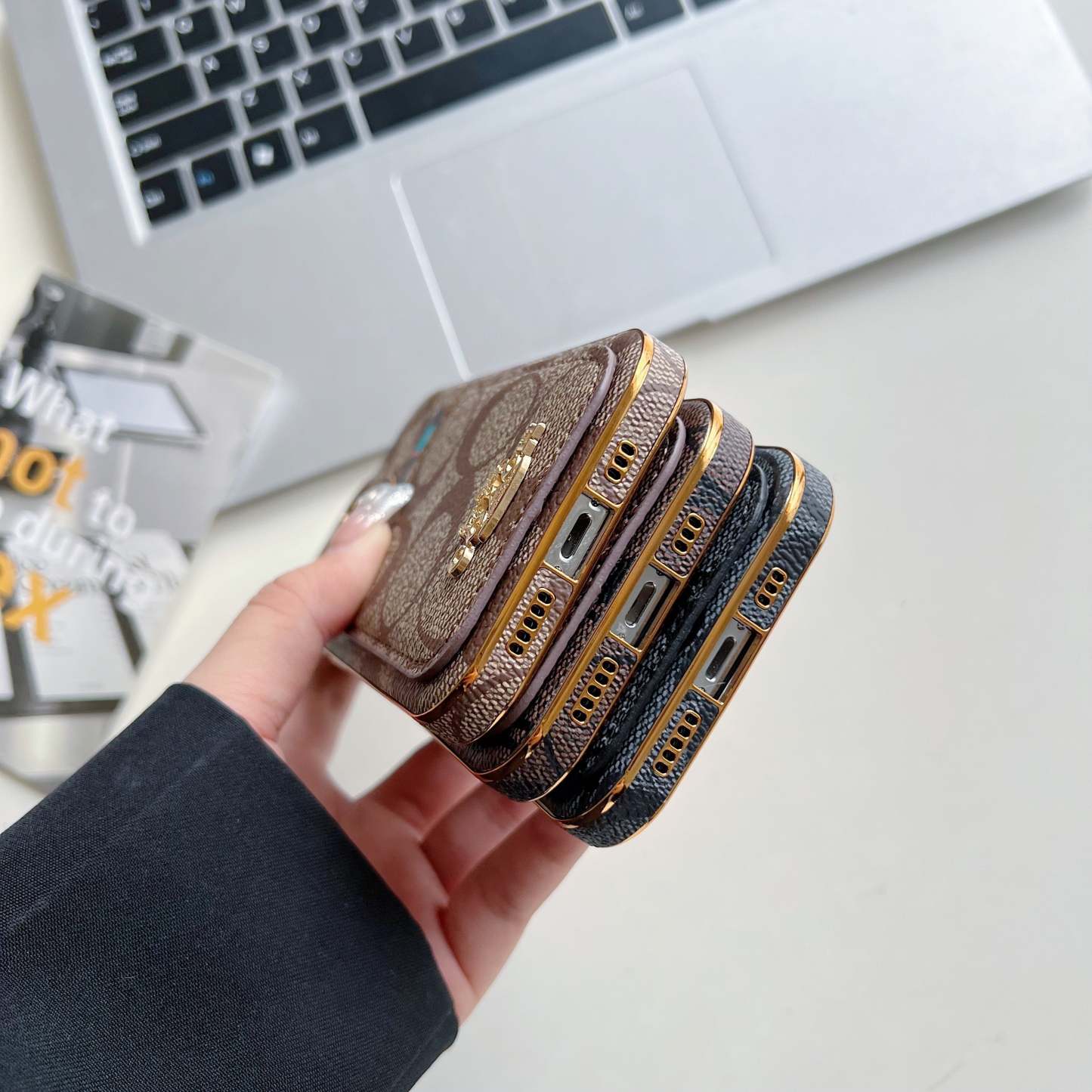 coach-iphone-case-with-card-holder-coffee-kb241651-3942