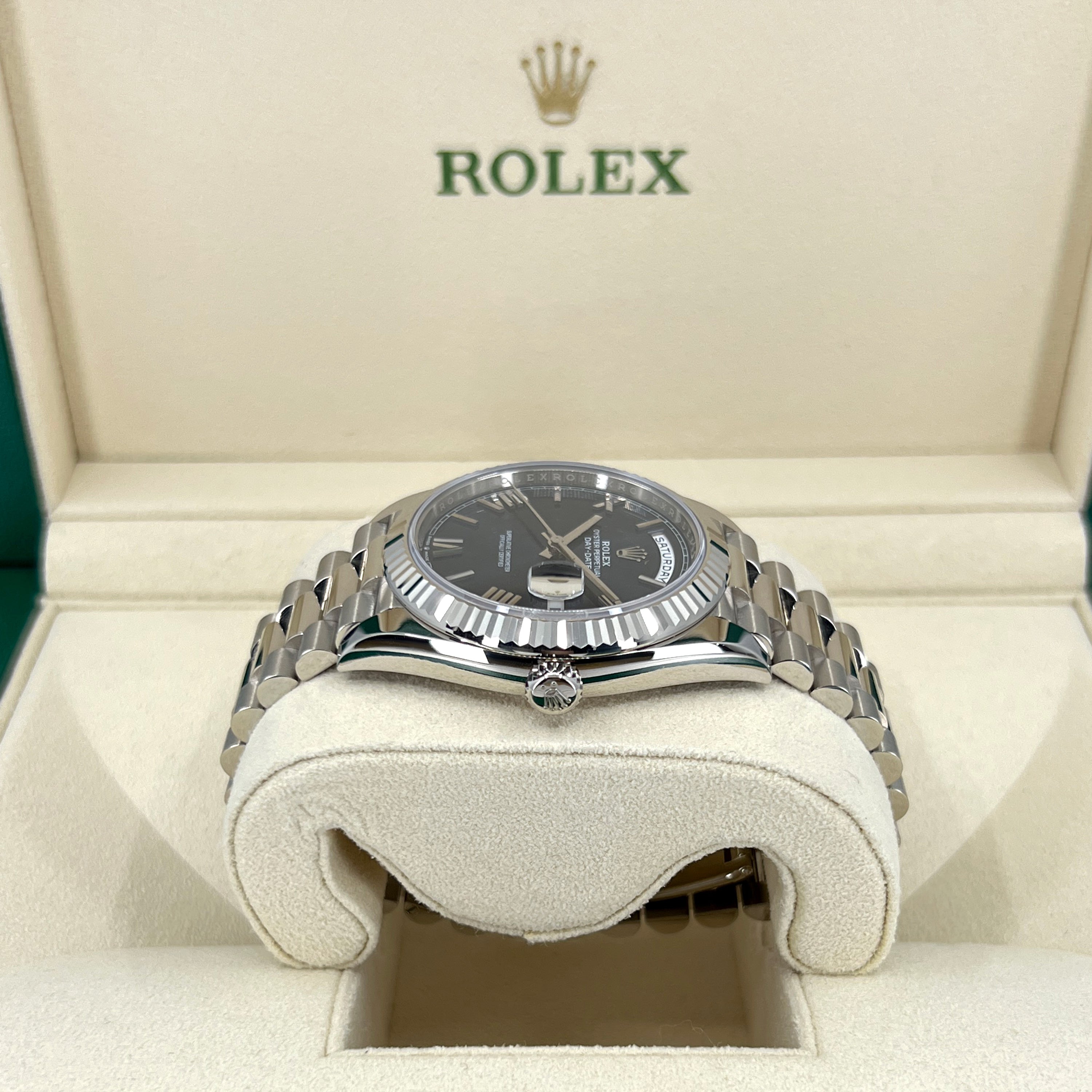 Rolex Day-Date 40 White gold Ref# 228239-0007