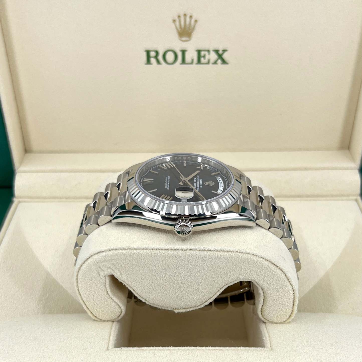 Rolex Day-Date 40 White gold Ref# 228239-0007