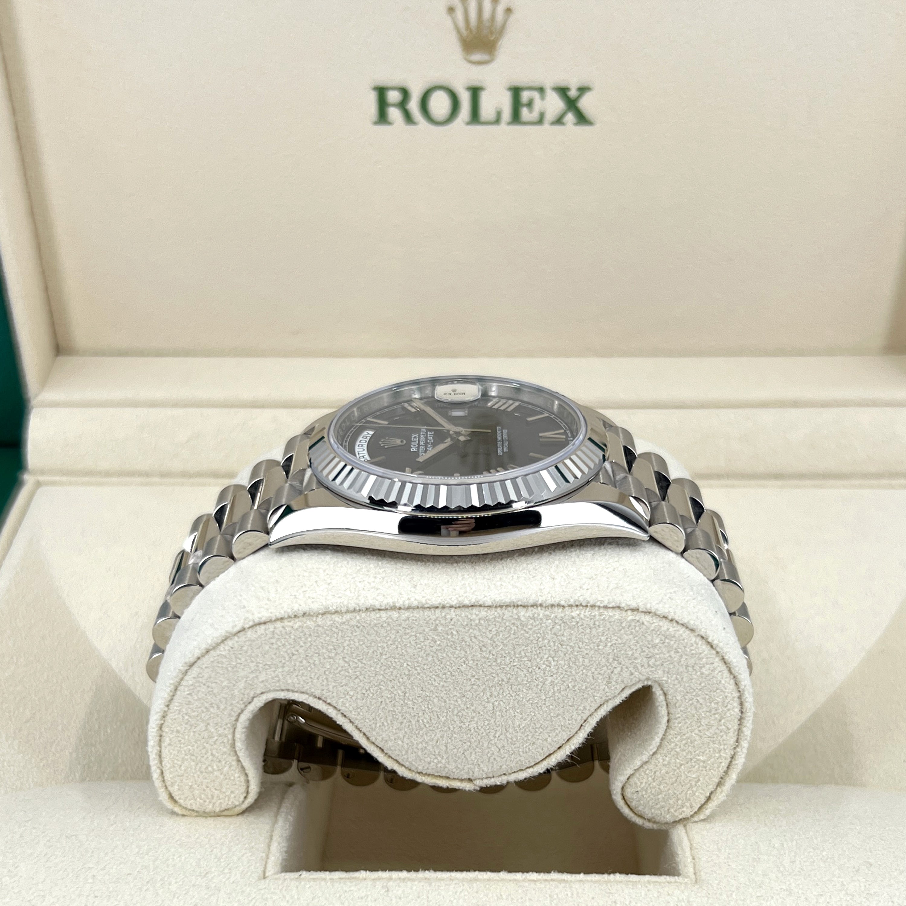Rolex Day-Date 40 White gold Ref# 228239-0007