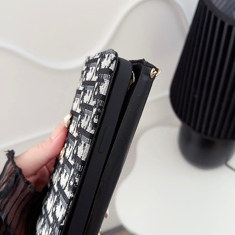 cd-bag-scarves-chain-iphone-case-7325