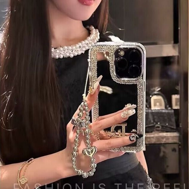 glamorous-beauty-mirror-iphone-case-makeup-style-on-the-go-9108