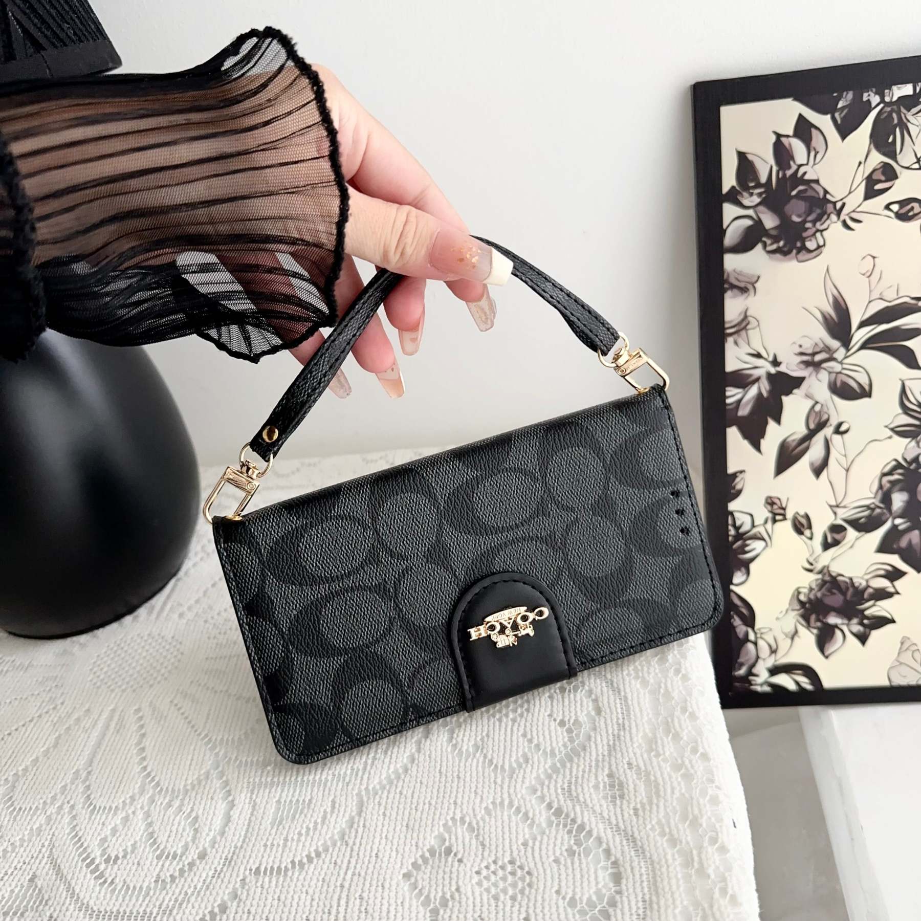 coach-iphone-case-leather-flip-case-with-card-holder-black-ptk241622-6971