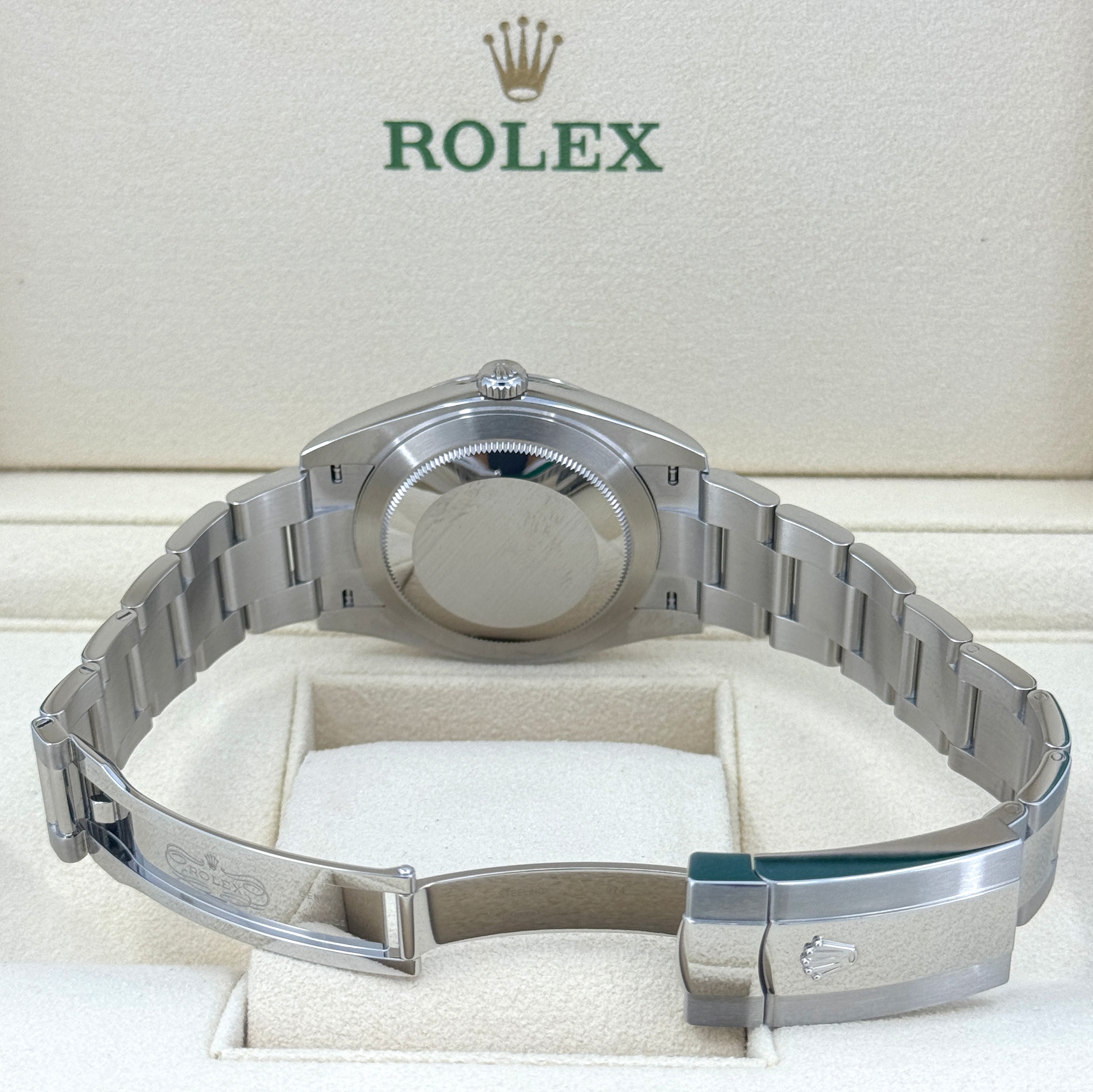 Rolex Datejust 41mm, Oystersteel and 18k White Gold, Ref# 126334-0027