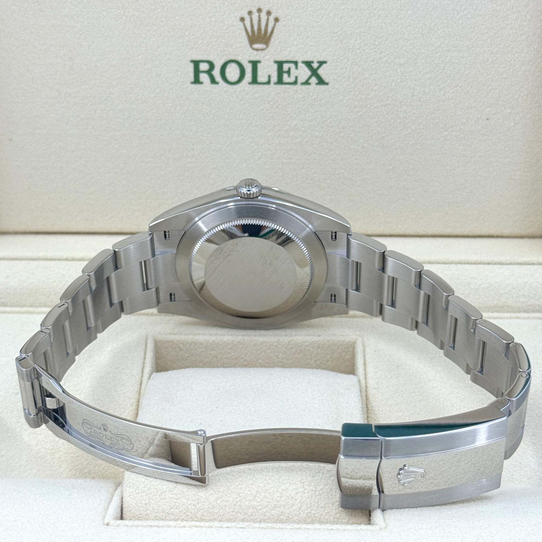 Rolex Datejust 41mm, Oystersteel and 18k White Gold, Ref# 126334-0027