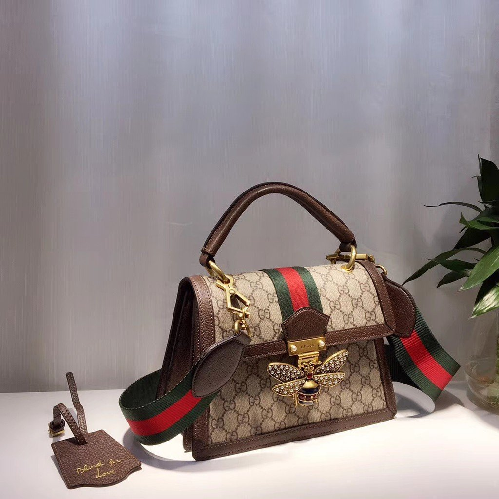 GG  476541 QueenMargaret size 25.5*17.5*13cm