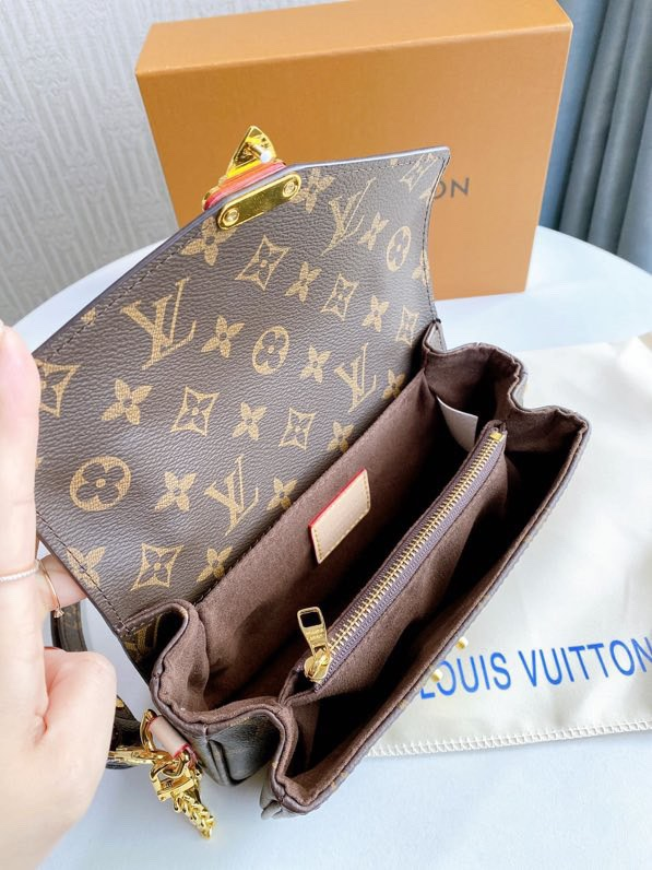 LOUIS POCHETTE M��TIS EAST WEST bag size : 21.5*13.5*6cm