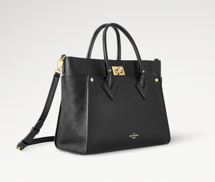 louis-new-arrival-m22225-on-my-side-gm-size-34-x-28-x-17-cm-3885