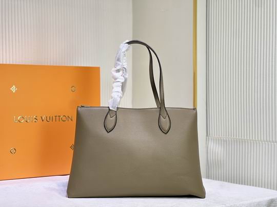 louis-lockme-m57345-bag-size-42x28x15cm-7502