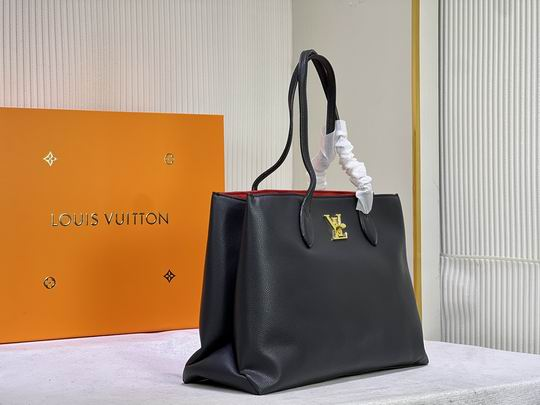 louis-lockme-m57345-bag-size-42x28x15cm-7502