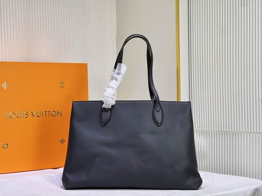 louis-lockme-m57345-bag-size-42x28x15cm-7502