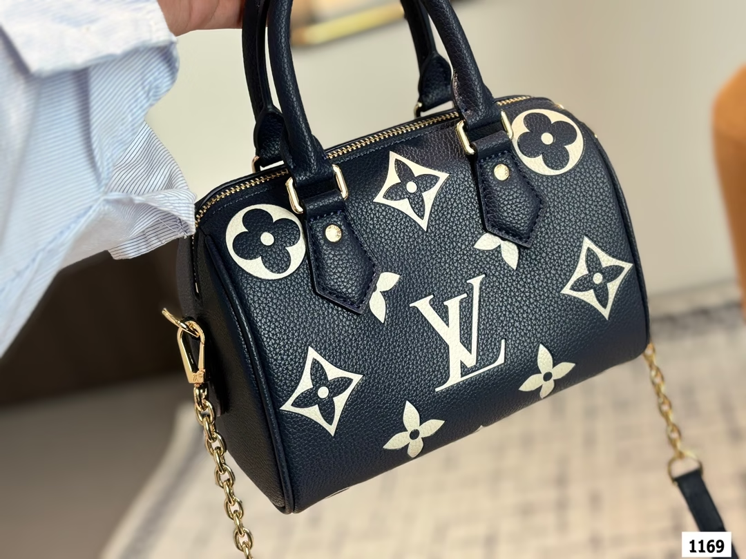 Louis new arrival speedy bag size 20cm