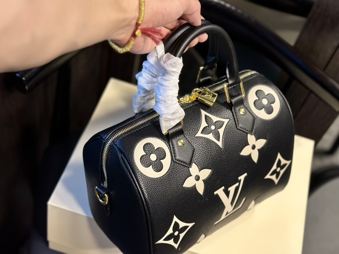 Louis new arrival speedy bag size 25cm