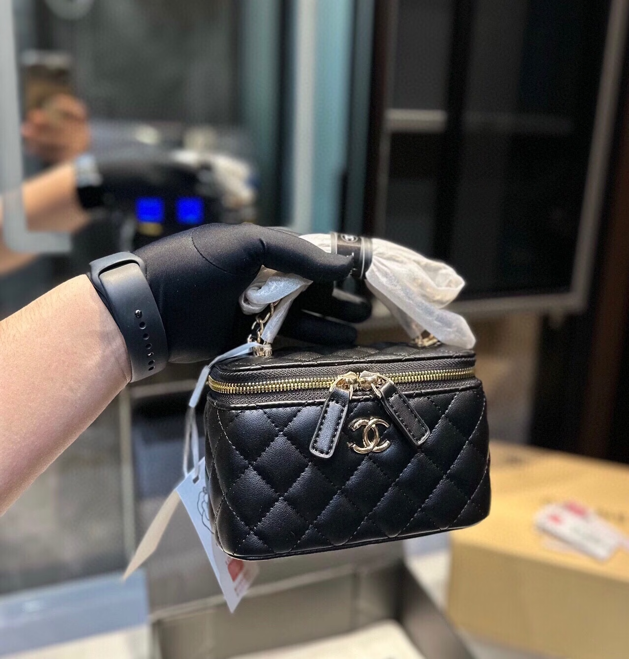 cc-new-arrival-box-bag-size-18-12-cm-3392