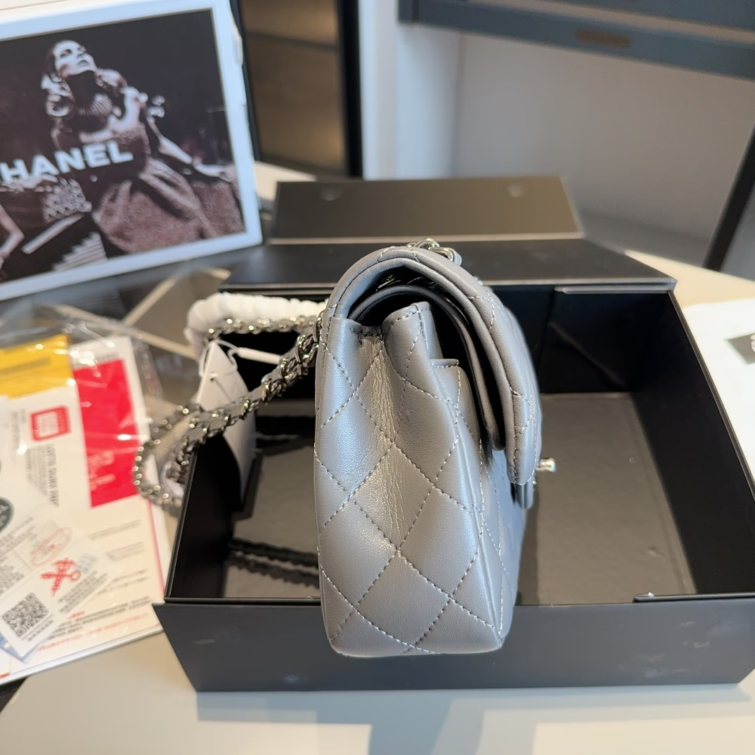 cc-new-arrival-lambskin-silver-hardware-size-23-14-6-cm-6728