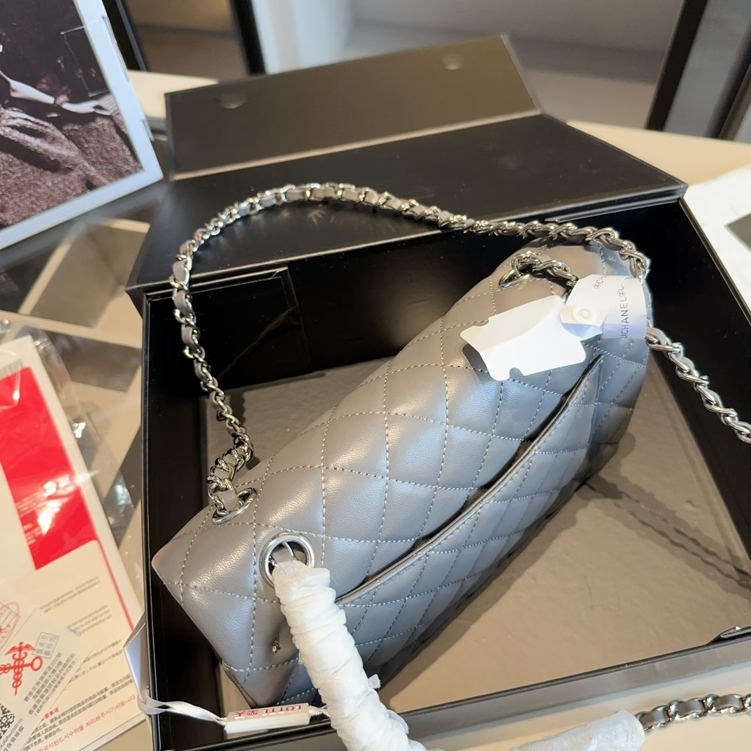 cc-new-arrival-lambskin-silver-hardware-size-23-14-6-cm-6728