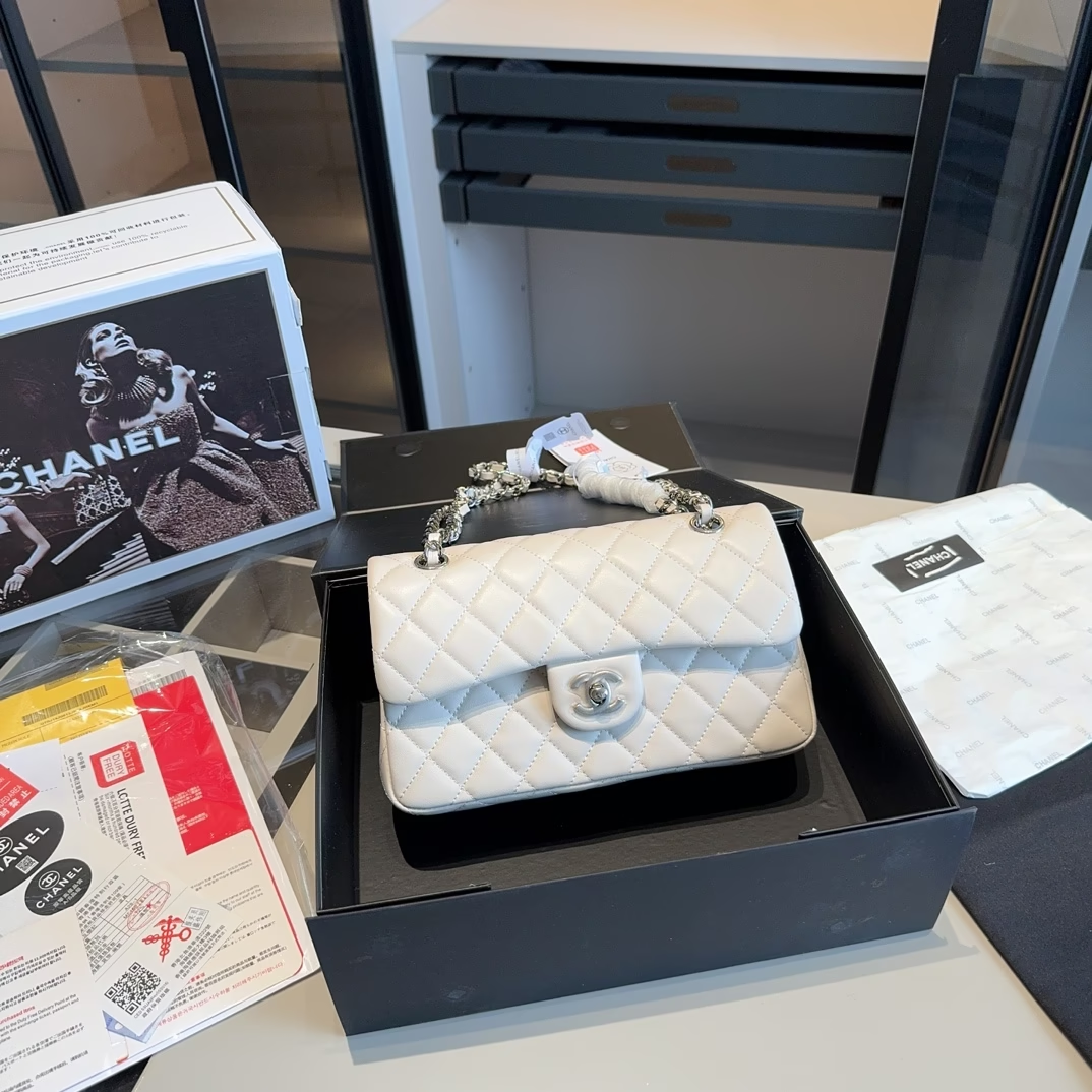 cc-new-arrival-lambskin-silver-hardware-size-23-14-6-cm-6728