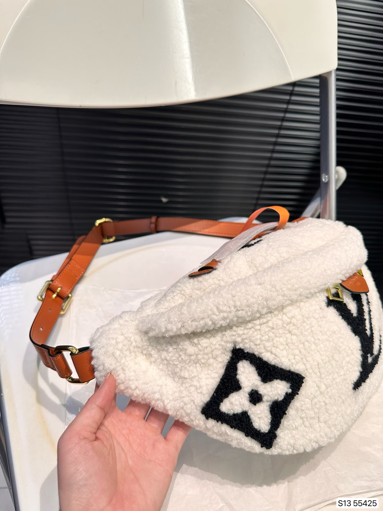 louis-new-arrival-monogram-teddy-waist-bag-size-38-18-cm-9198