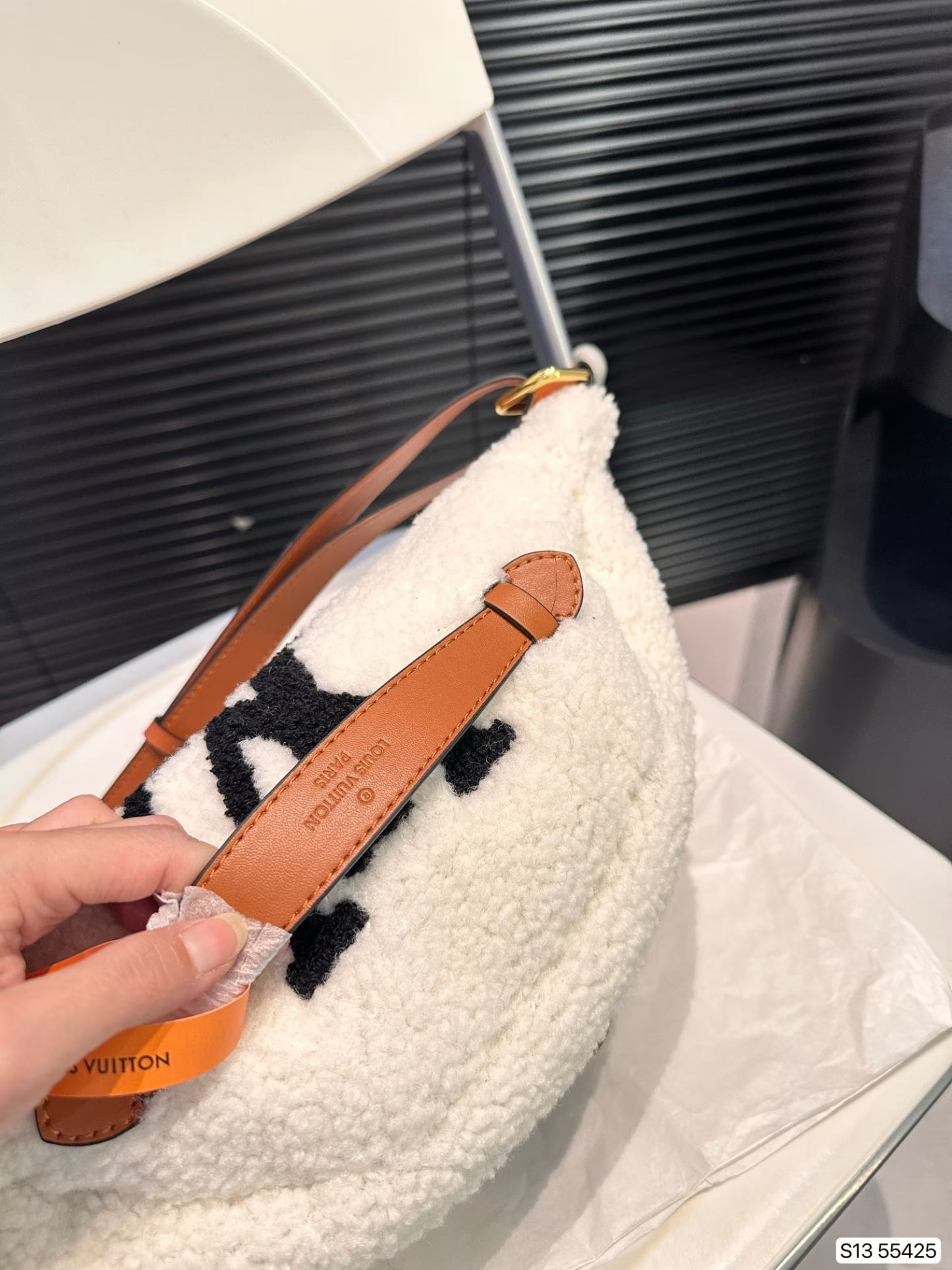 louis-new-arrival-monogram-teddy-waist-bag-size-38-18-cm-9198