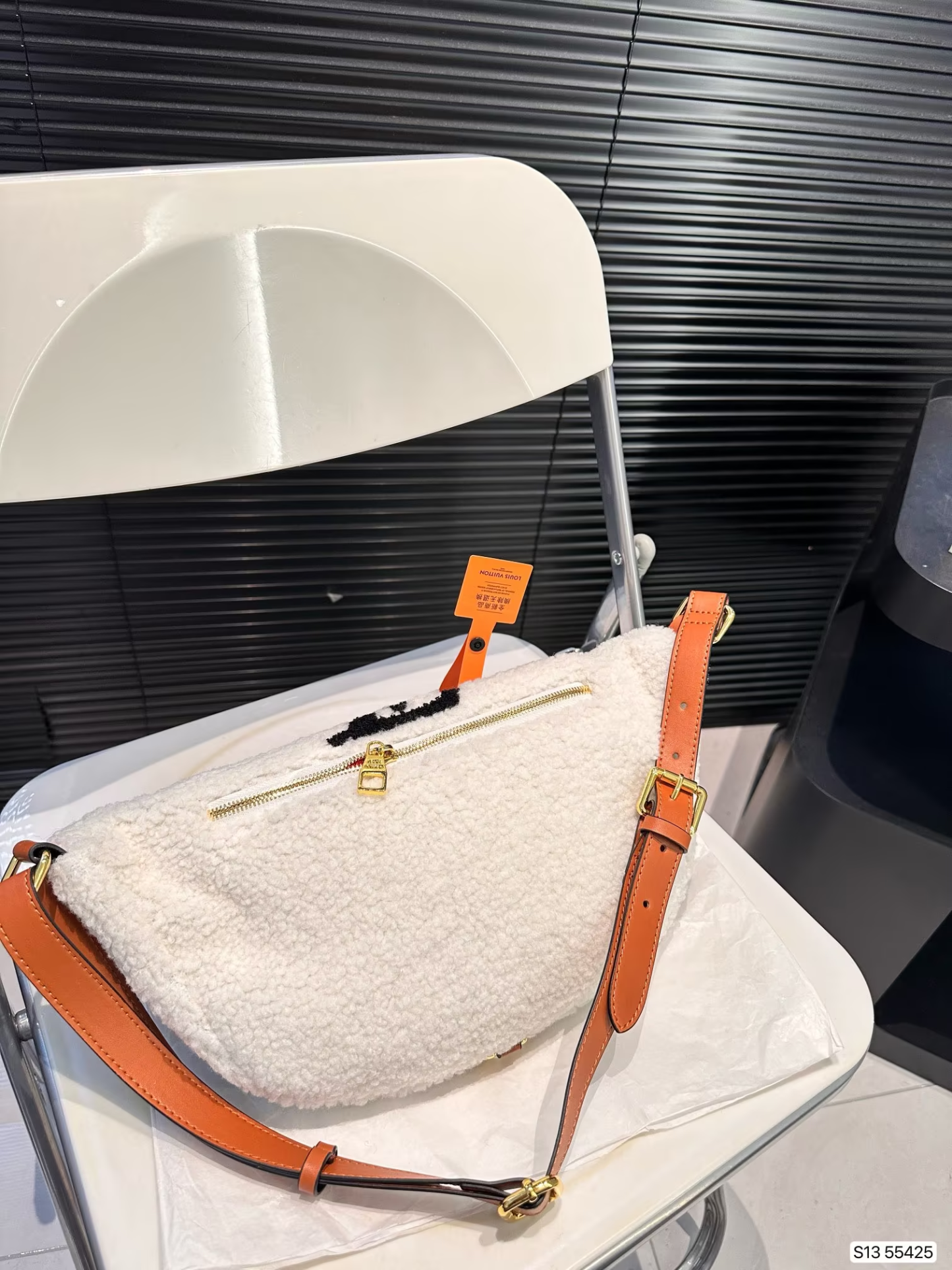 louis-new-arrival-monogram-teddy-waist-bag-size-38-18-cm-9198