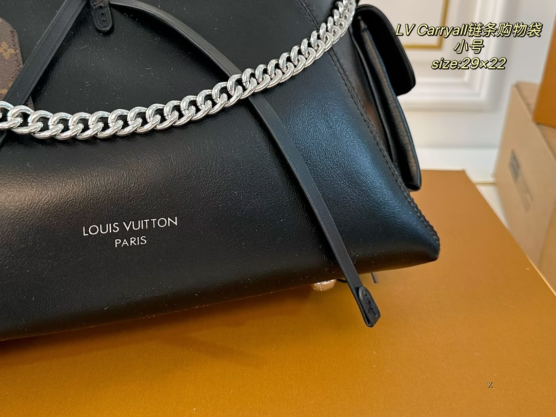 louis-new-arrival-dark-cargo-carryall-bag-size-29-22-cm-3638