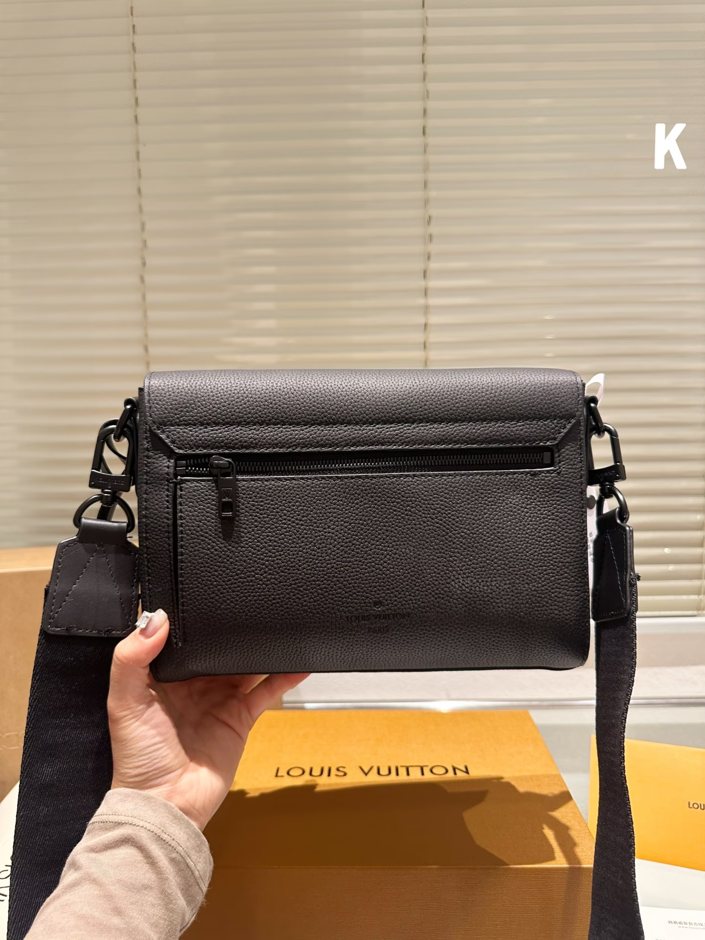 Louis new arrival District PM men bag size: 22 cm