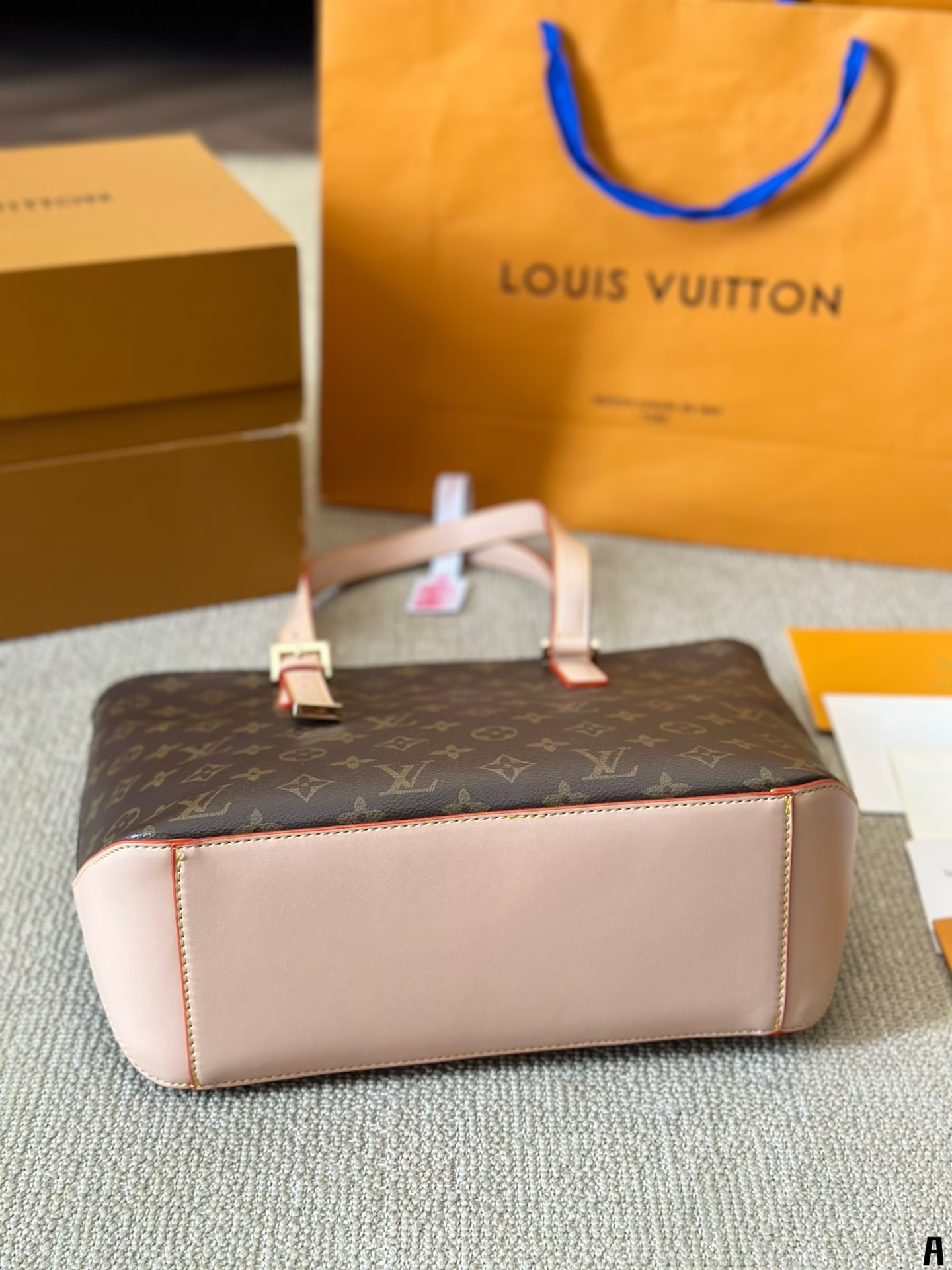 louis new arrival 24F Retiro tote bag size: 33*30 cm