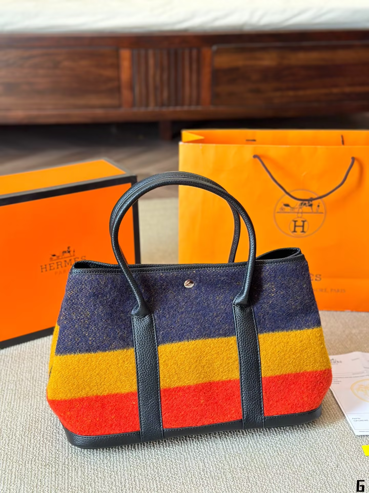 Her new arrival garden bag size; 36*25 cm