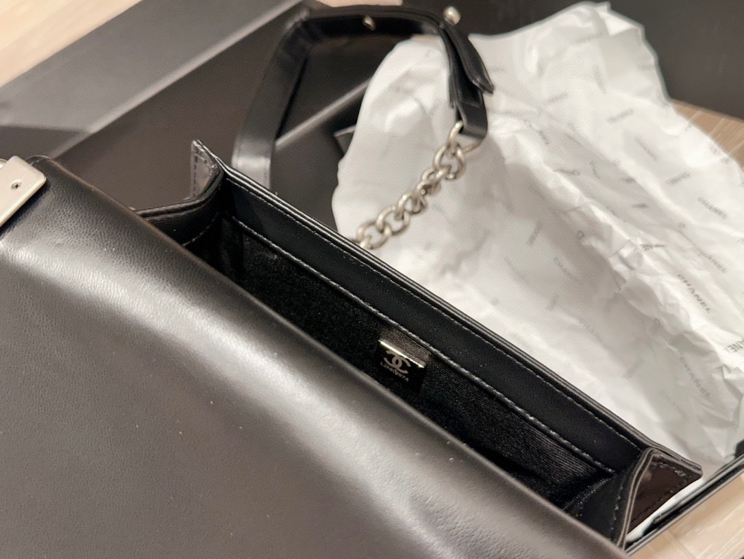 cc-new-arrival-leboy-bag-size-20-cm-2738