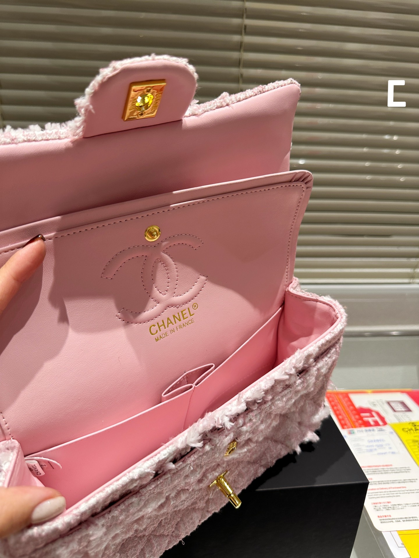 cc-new-arrival-winter-cf-bag-size-25-cm-3166