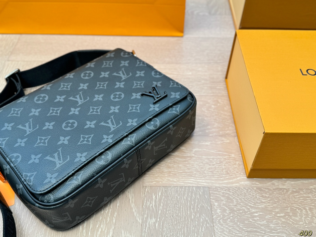 louis-new-arrival-men-and-women-bag-size-26-21cm-8583