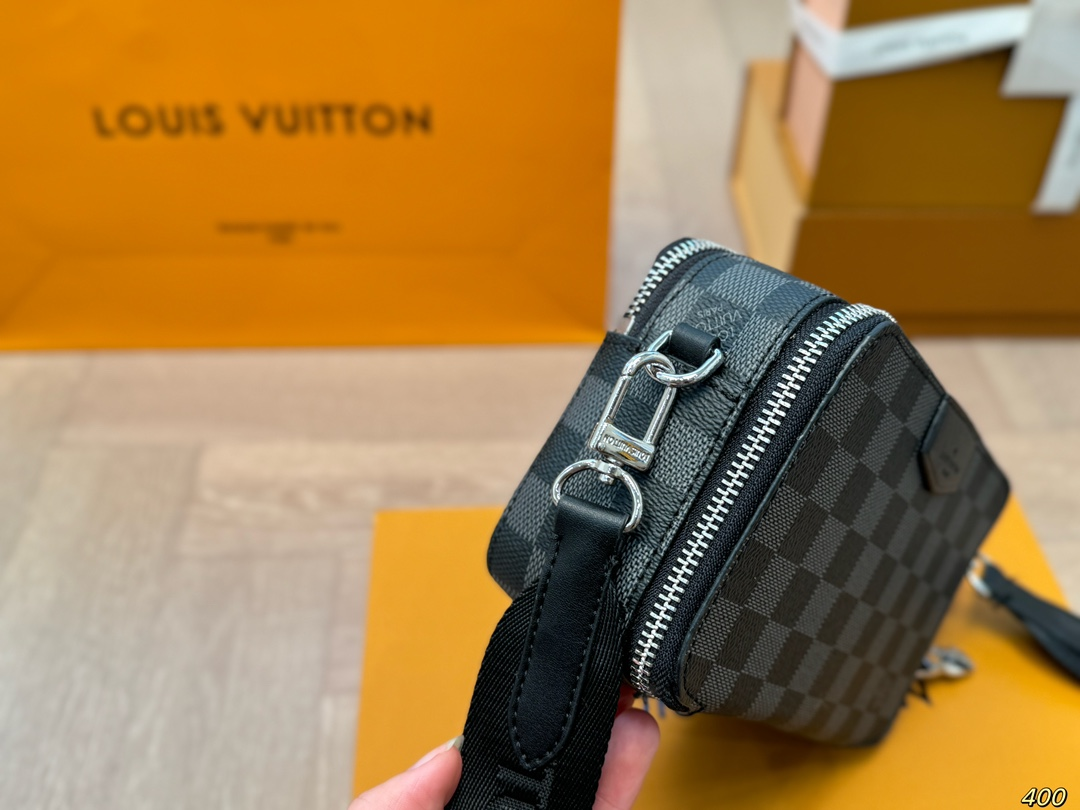 louis-new-arrival-men-camera-bag-size-19-12-cm-9950