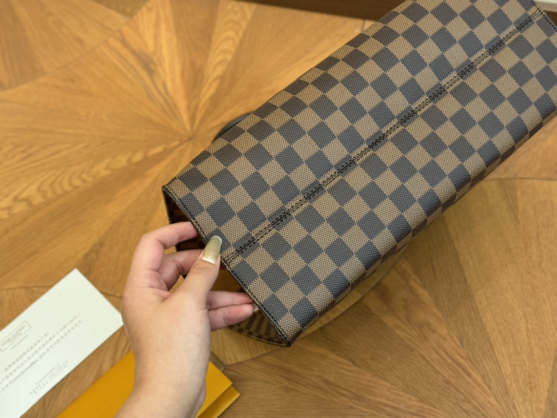 Louis new arrival onthego tote bag size: 34*26 cm